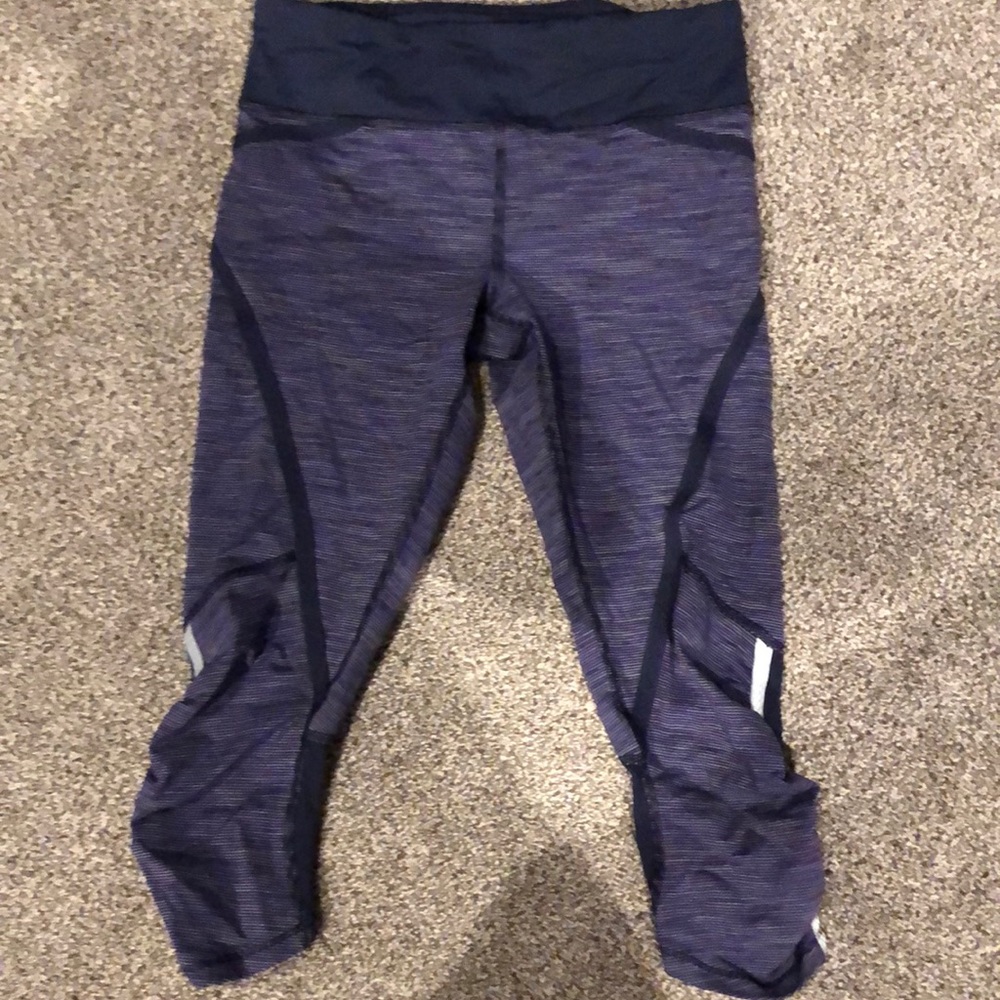 Size 4 lululemon leggings
